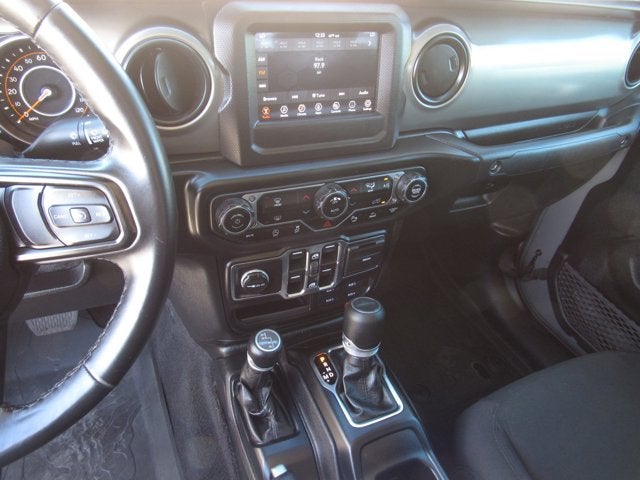 2021 Jeep Gladiator Willys