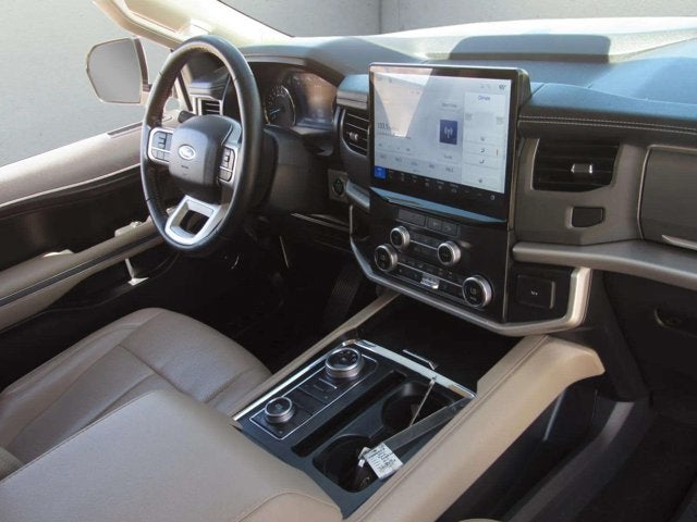 2022 Ford Expedition XLT