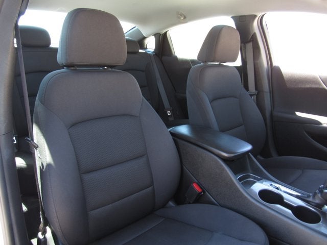 2025 Chevrolet Malibu LS