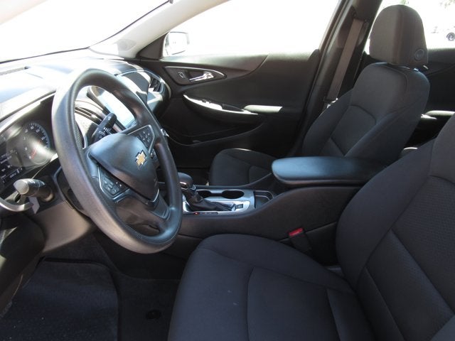 2025 Chevrolet Malibu LS