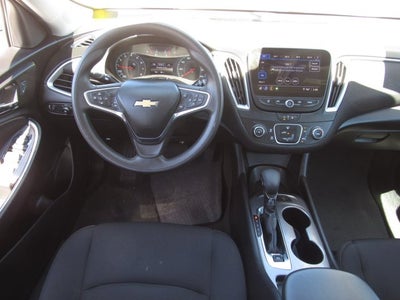 2025 Chevrolet Malibu LS