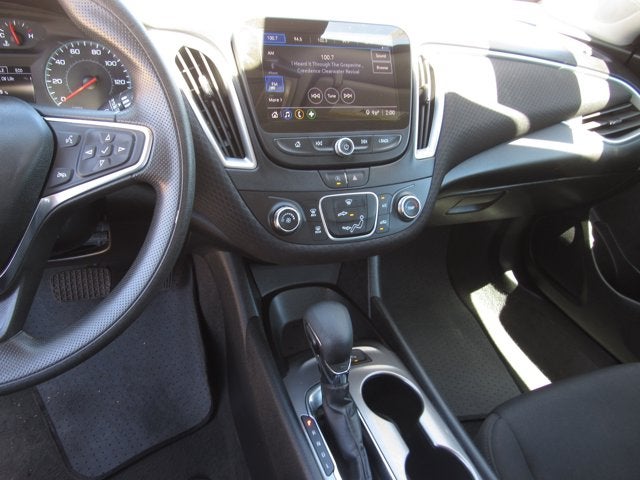 2025 Chevrolet Malibu LS