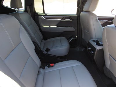 2024 GMC Acadia FWD Elevation