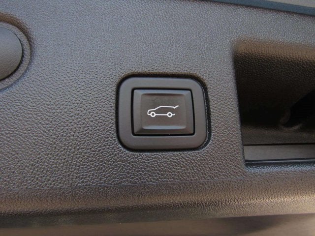 2025 Chevrolet Traverse FWD LT