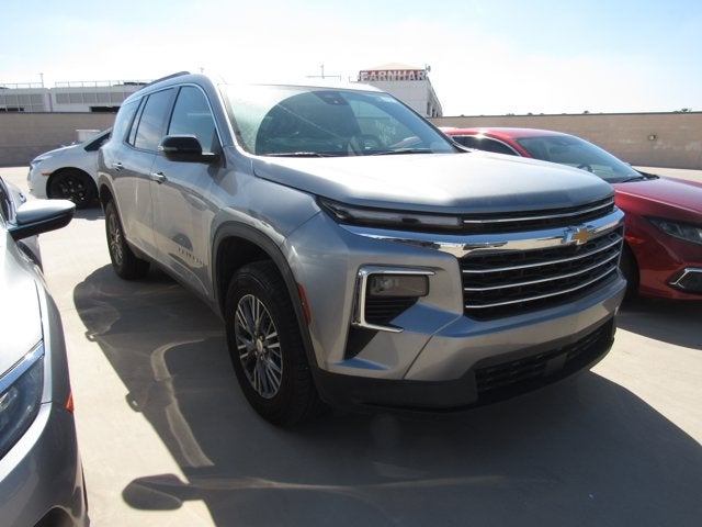 2025 Chevrolet Traverse FWD LT