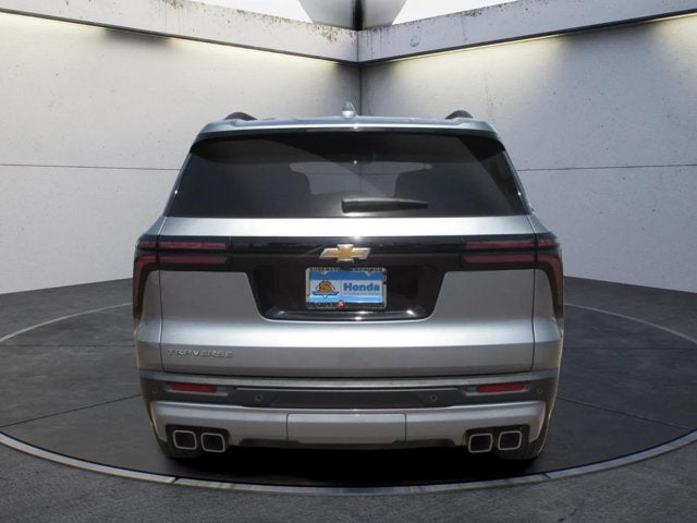 2025 Chevrolet Traverse FWD LT