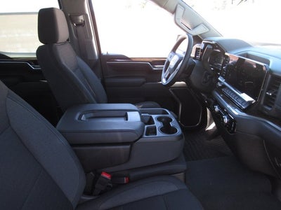 2025 GMC Sierra 1500 SLE