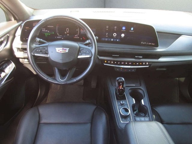 2024 Cadillac XT4 FWD Luxury