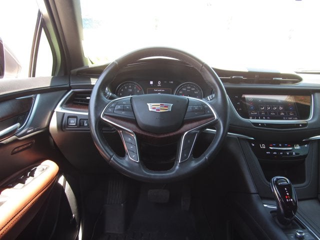 2023 Cadillac XT5 FWD Premium Luxury