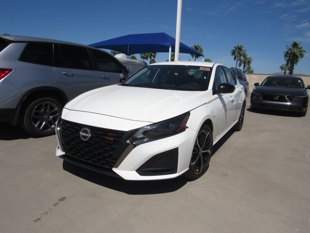 2025 Nissan Altima SR