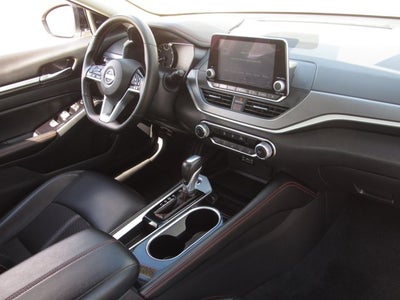 2025 Nissan Altima SR