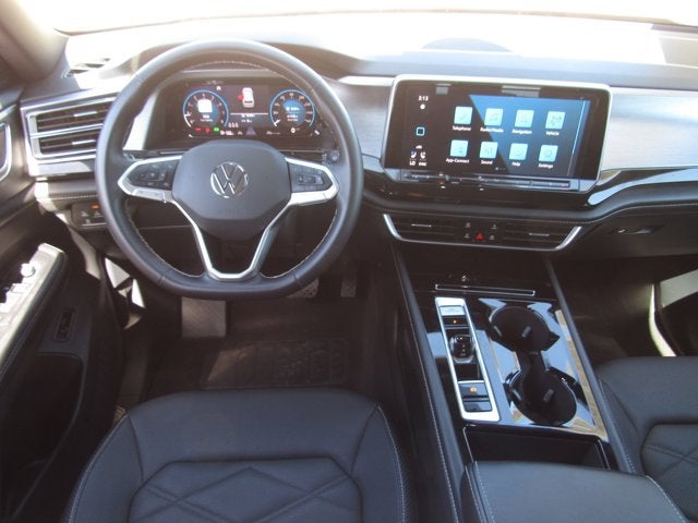 2025 Volkswagen Atlas Cross Sport 2.0T SE w/Technology