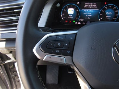 2025 Volkswagen Atlas Cross Sport 2.0T SE w/Technology
