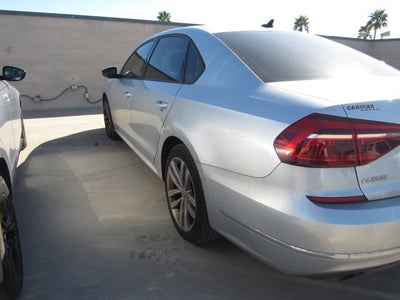 2019 Volkswagen Passat 2.0T Wolfsburg Edition