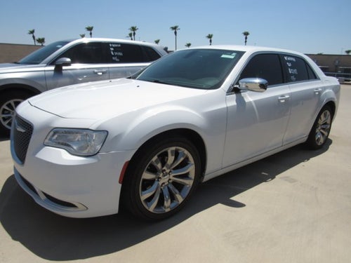 2018 Chrysler 300 Touring