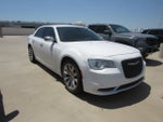 2018 Chrysler 300 Touring