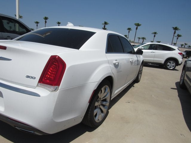 2018 Chrysler 300 Touring