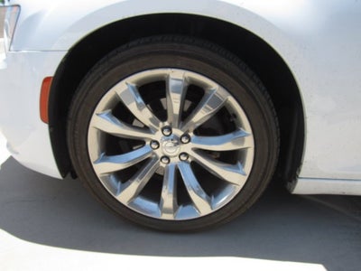 2018 Chrysler 300 Touring