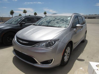 2017 Chrysler Pacifica Touring Plus