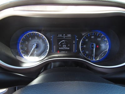 2023 Chrysler Voyager LX