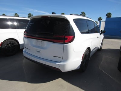 2025 Chrysler Pacifica Limited