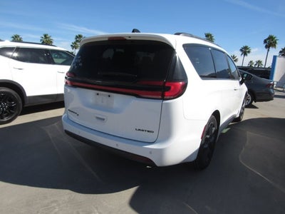 2025 Chrysler Pacifica Limited