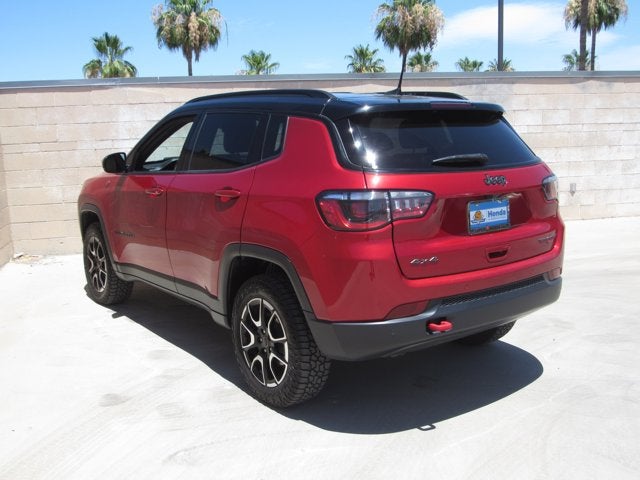 2025 Jeep Compass Trailhawk