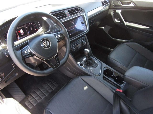 2020 Volkswagen Tiguan SE R-Line Black