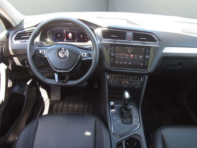 2020 Volkswagen Tiguan SE R-Line Black