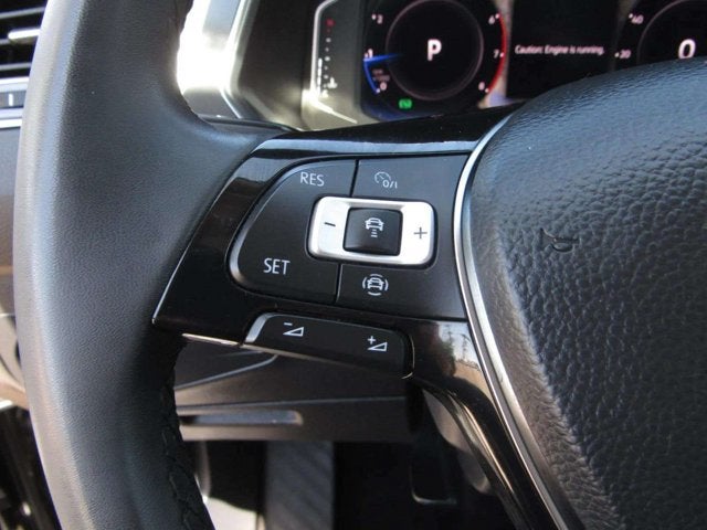 2020 Volkswagen Tiguan SE R-Line Black