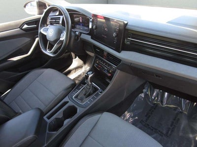 2025 Volkswagen Jetta SE