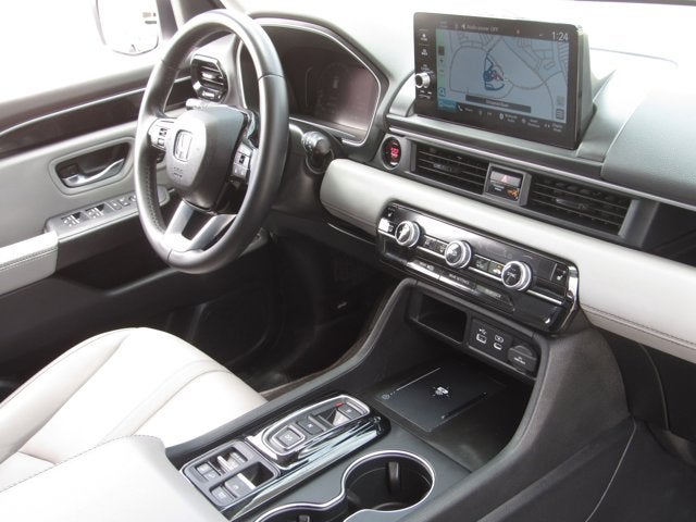 2024 Honda Pilot Touring - Photo 10