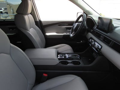 2025 Honda Pilot Touring