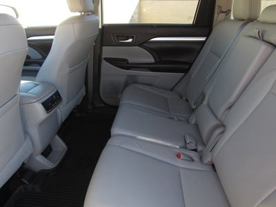 2018 Toyota Highlander Base