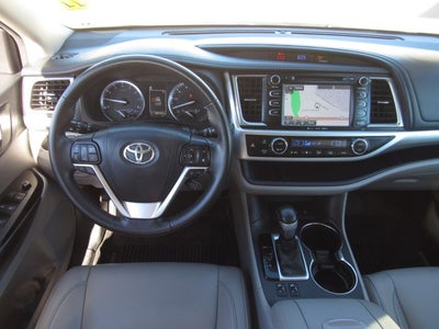 2018 Toyota Highlander Base