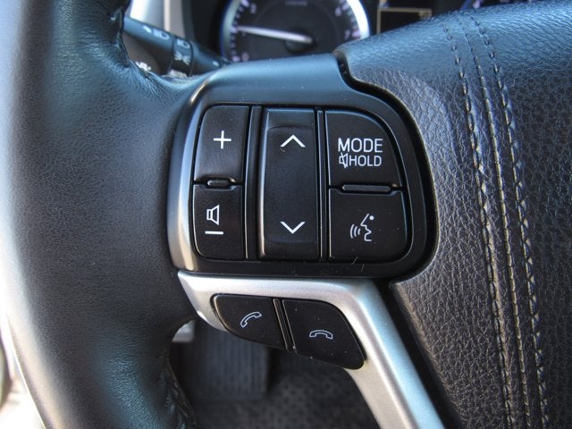 2018 Toyota Highlander Base