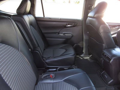2023 Toyota Highlander XSE