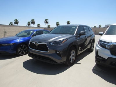 2023 Toyota Highlander LE