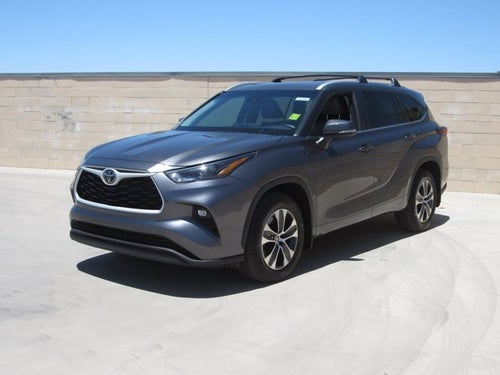 2025 Toyota Highlander XLE