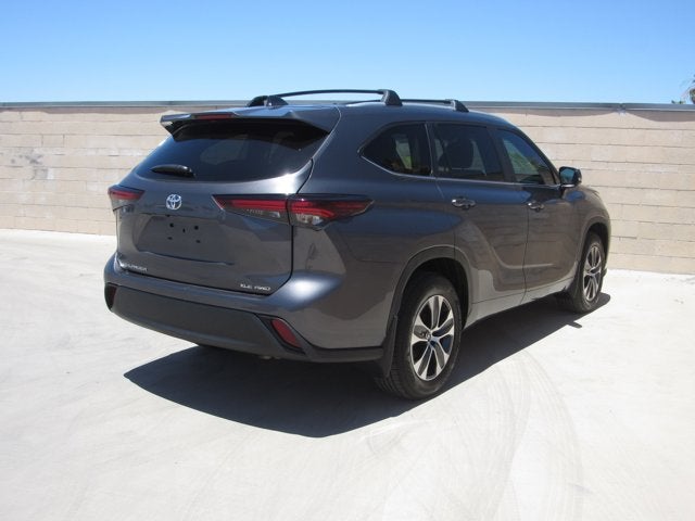 2025 Toyota Highlander XLE