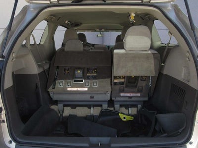 2016 Toyota Sienna LE AAS