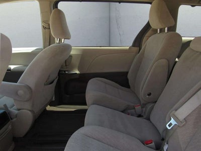 2016 Toyota Sienna LE AAS