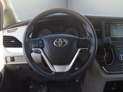 2016 Toyota Sienna LE AAS