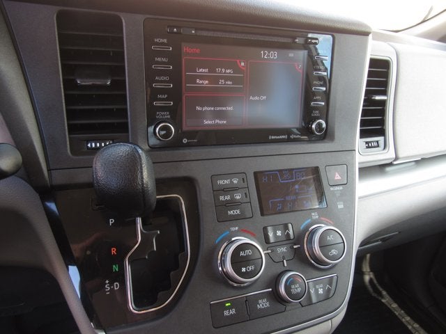 2020 Toyota Sienna LE