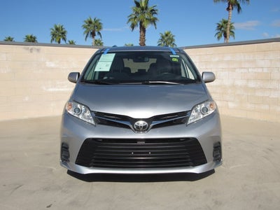 2020 Toyota Sienna LE