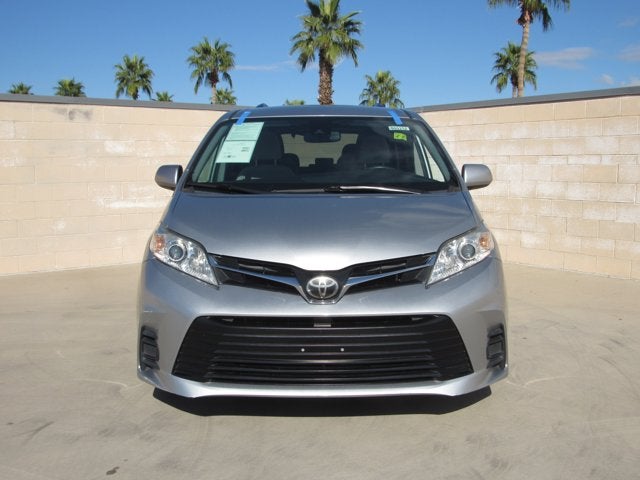 2020 Toyota Sienna LE