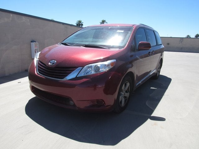2017 Toyota Sienna LE