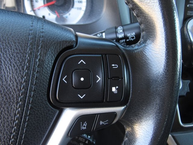 2020 Toyota Sienna SE