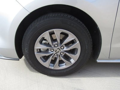 2024 Toyota Sienna XLE