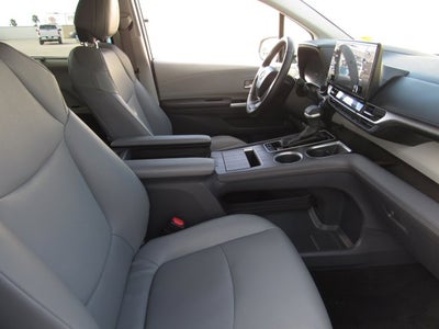 2024 Toyota Sienna XLE